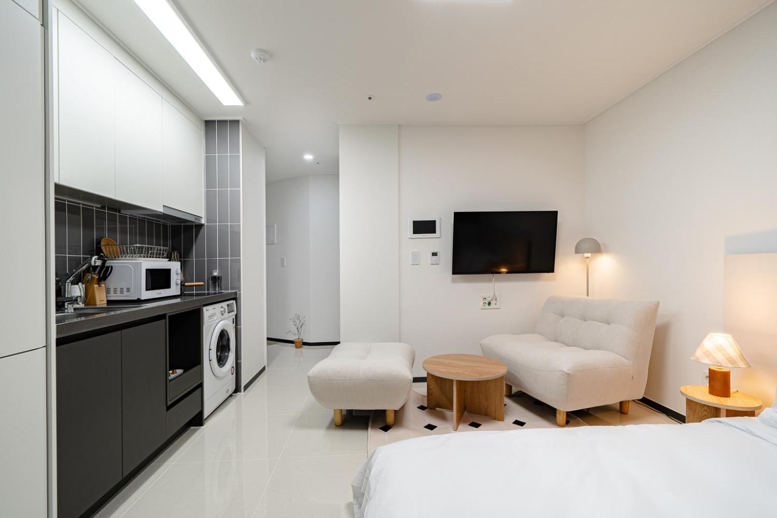 Urbanstay Busan Cityhall Exterior photo